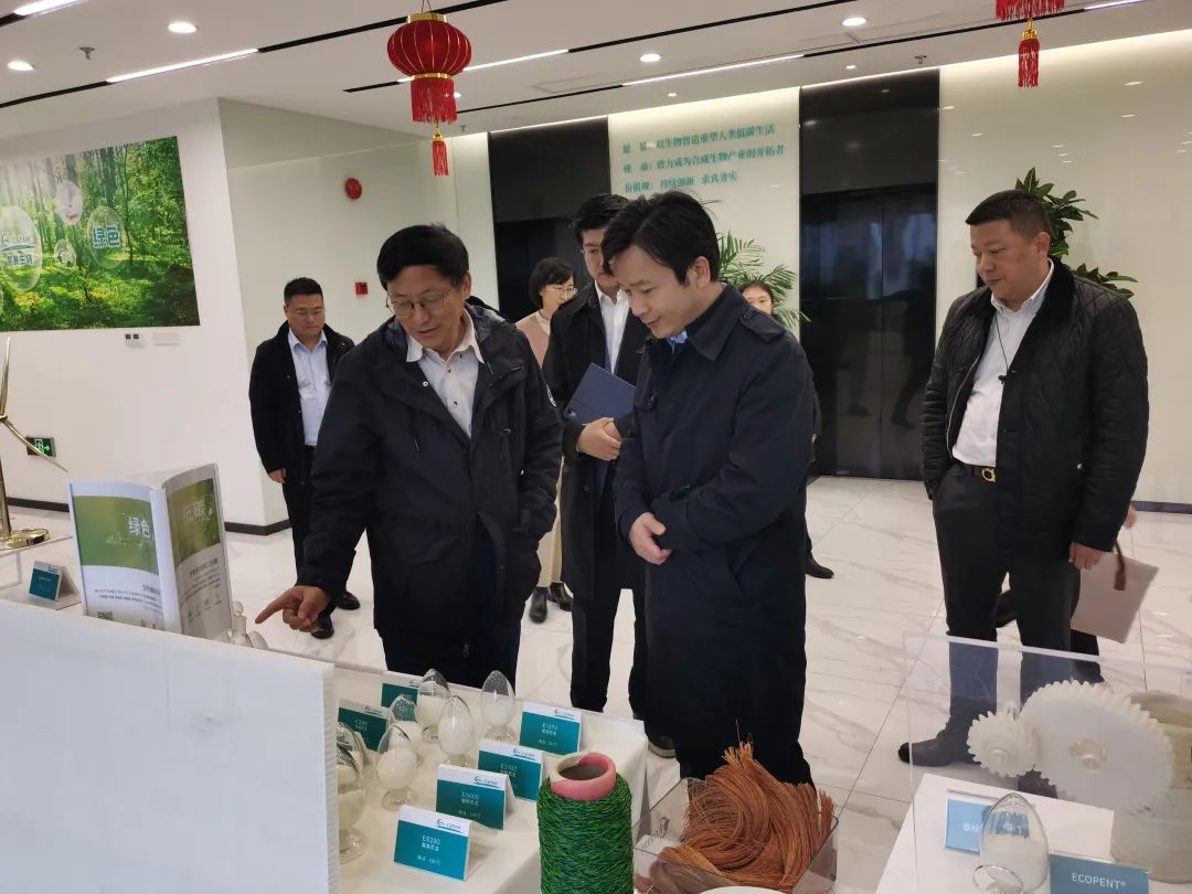 探訪(fǎng)合成生物學(xué)前沿陣地 以生物基材料研發(fā)為引擎加速生物經(jīng)濟(jì)騰飛